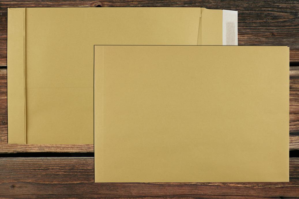 Faltentaschen E4 280x400 mm Haftklebend Braun 130 g/qm Falte 40 mm